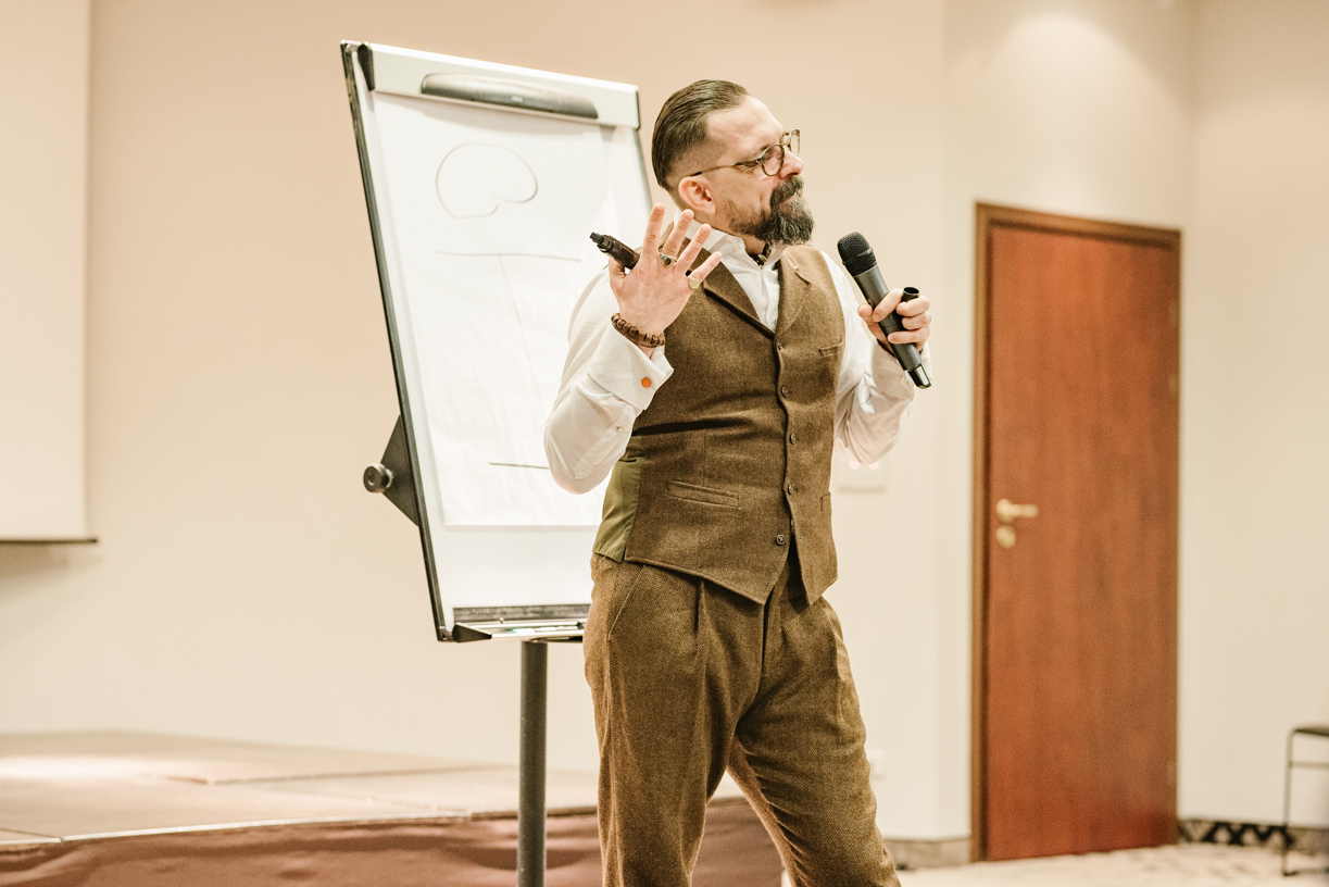 Image for Jak wykluć się na wiosnę? Warsztaty z Miłoszem Brzezińskim w Mercure 10.03.2022